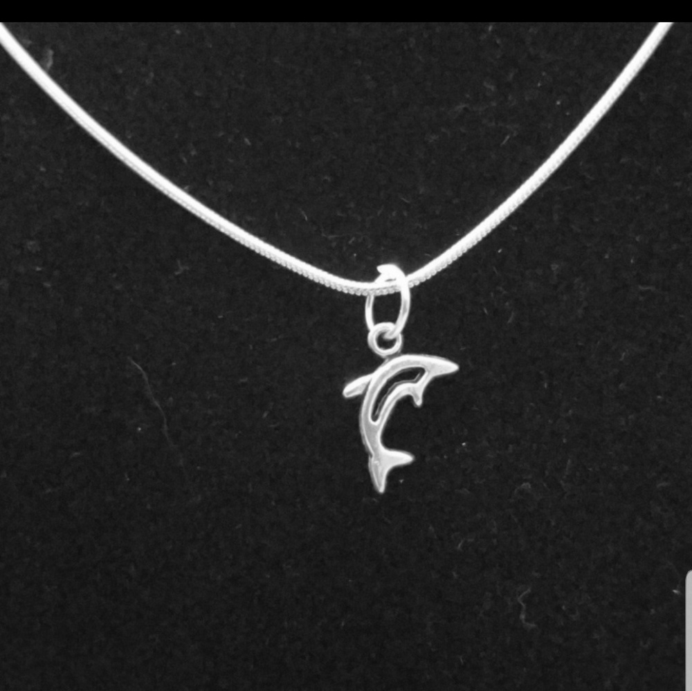 Mommy Shark 20"\ .925 Sterling Silver Necklace